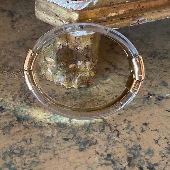 Michael Kors lucite and gold metal bangle - Picture 5 of 5